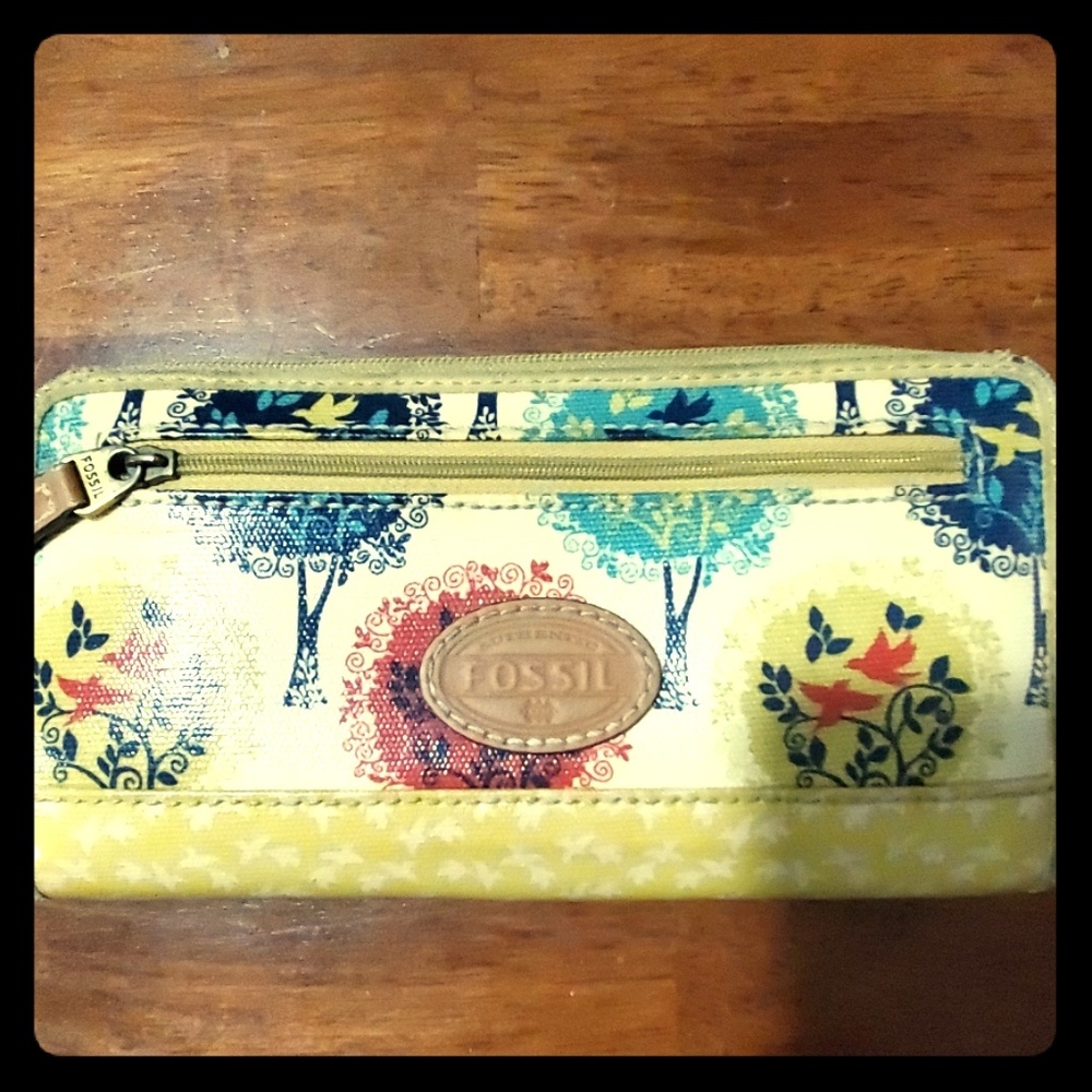 Fossil wallet
